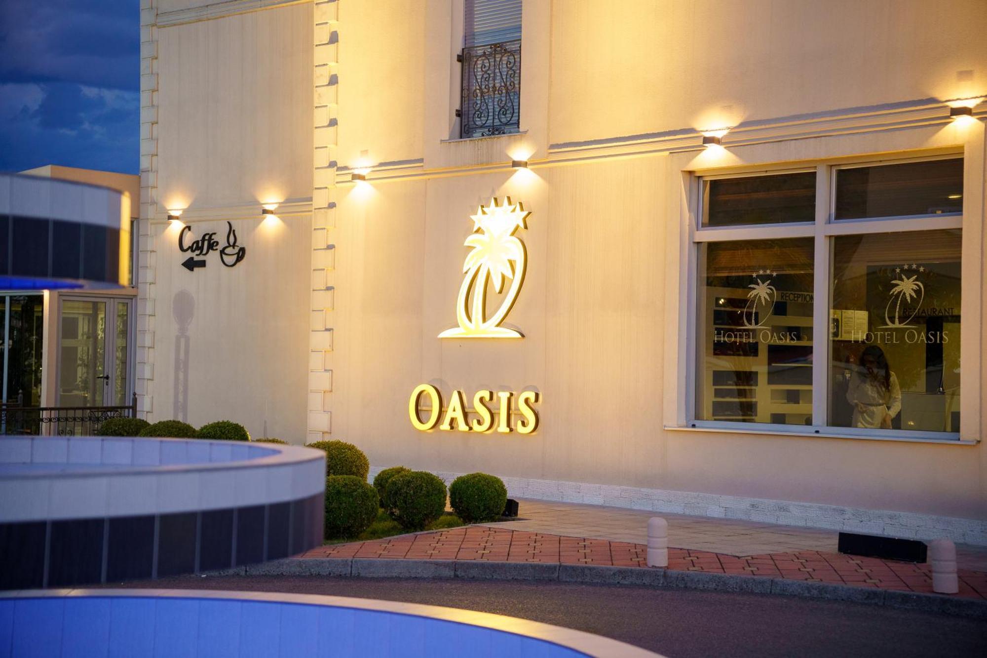 Hotel Oasis Podgorica Bagian luar foto